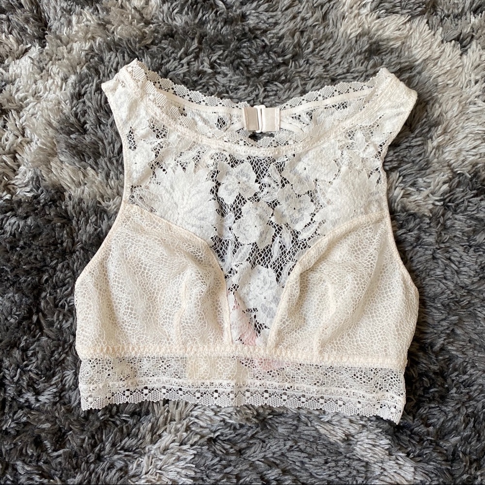 Victoria Secret Brallete NWT